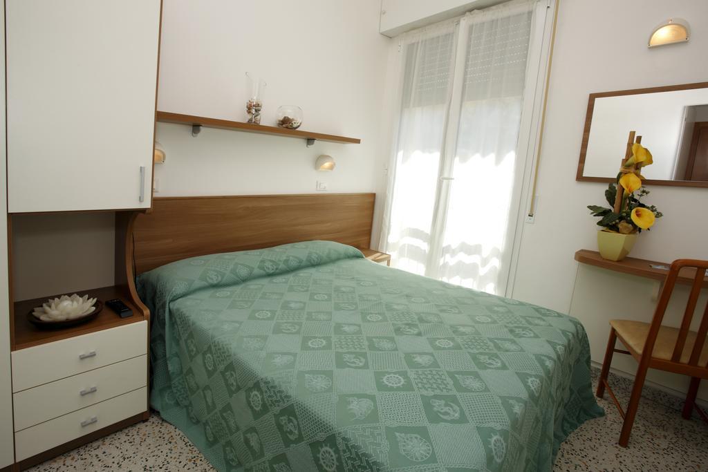 Hotel Vannini Rimini Room photo
