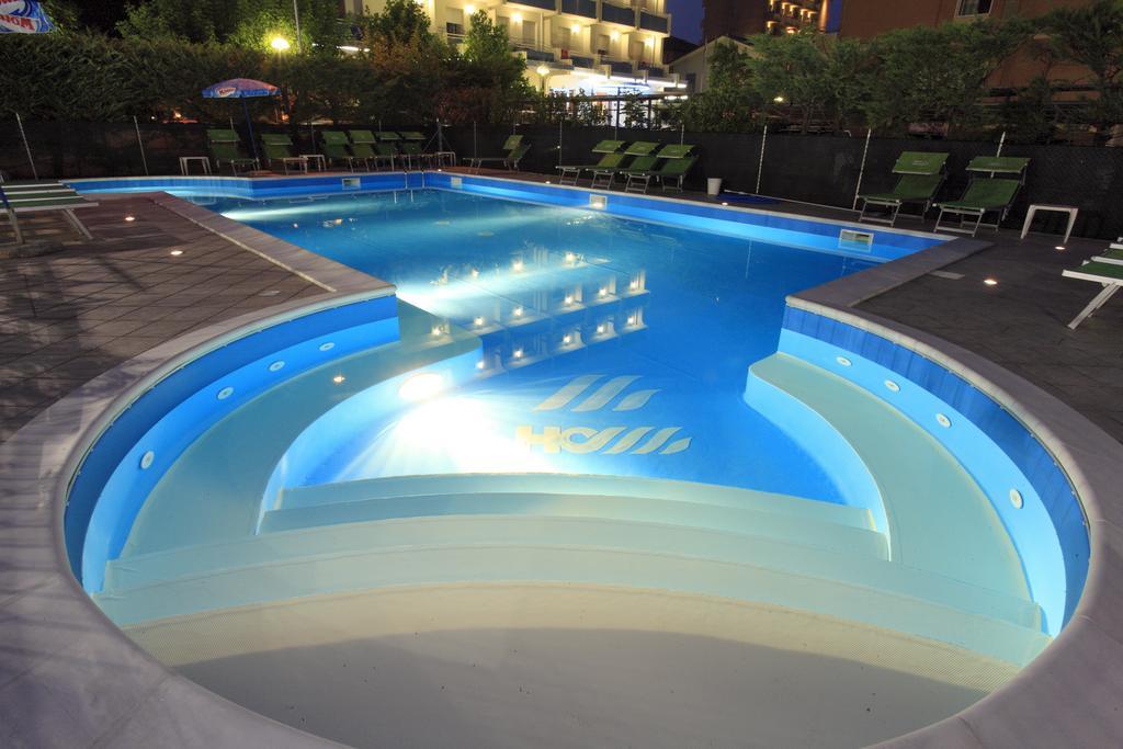 Hotel Vannini Rimini Exterior photo