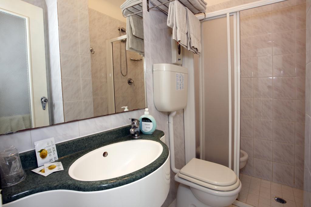 Hotel Vannini Rimini Room photo